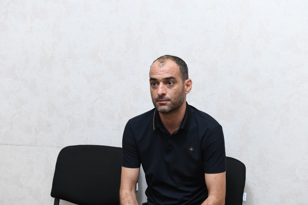 Rövşən Rzayev vətəndaşların suallarını cavablandırdı - FOTOLAR